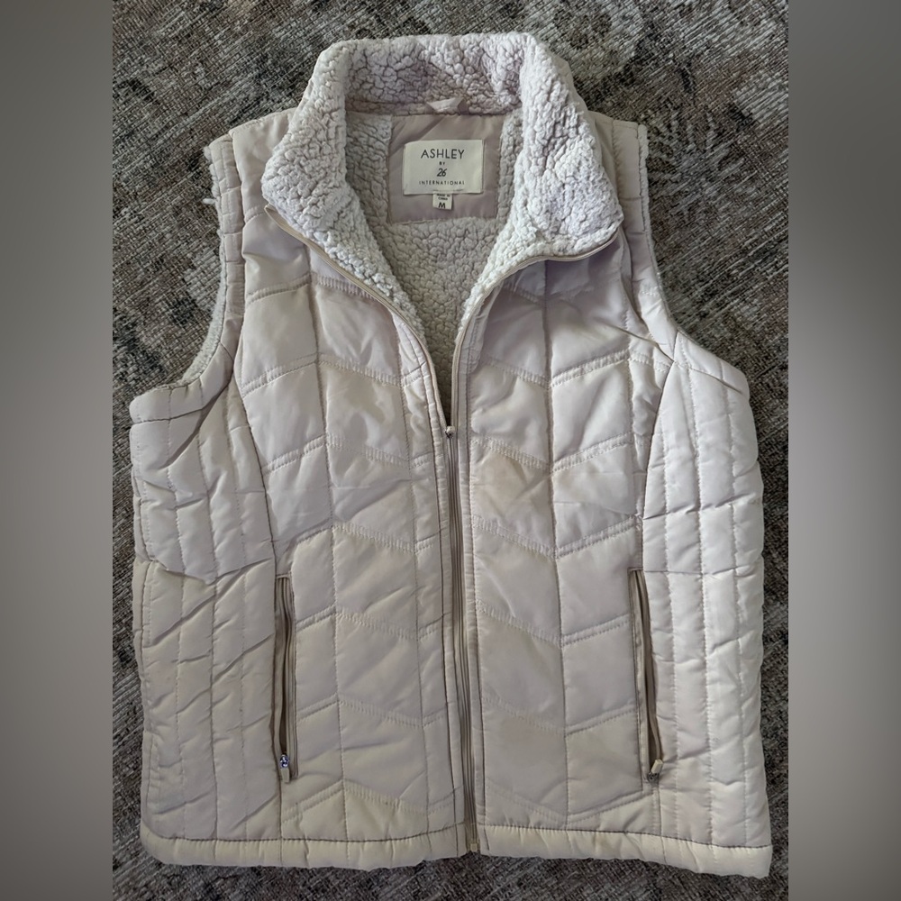 Women’s puffer vest